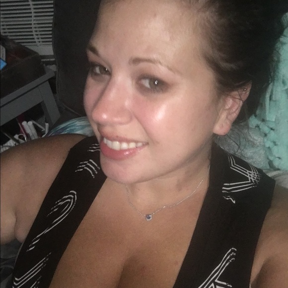 Meet your Posher, Melanie - Picture 9 of 15